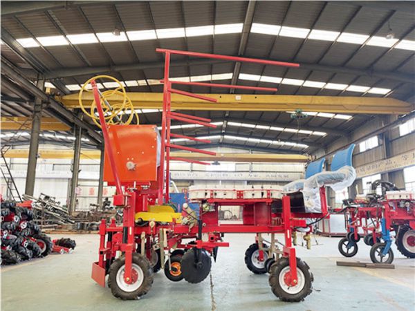 白菜移栽機(jī)